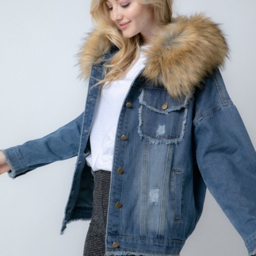 LAST ONE!  NWT Removable Fur Hooded Denim Jacket S - Picture 4 of 8